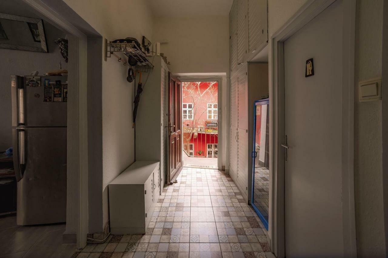 Santico Art Hotel And Hostel Будапеща Екстериор снимка