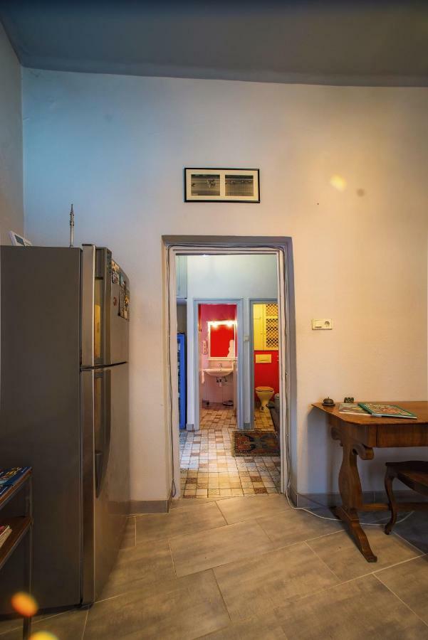 Santico Art Hotel And Hostel Будапеща Екстериор снимка
