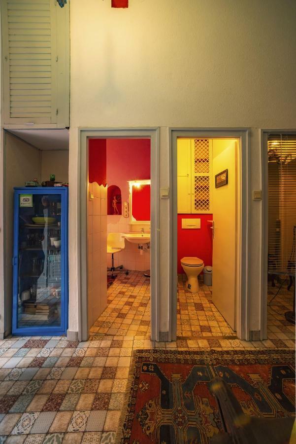 Santico Art Hotel And Hostel Будапеща Екстериор снимка